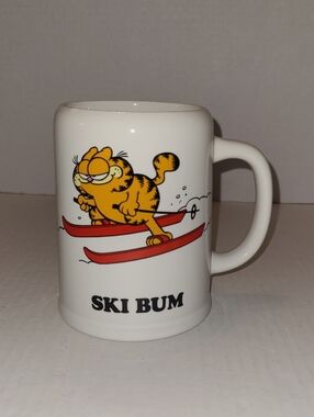 1978 Vintage Garfield 'Ski Bum' White Ceramic Mug
